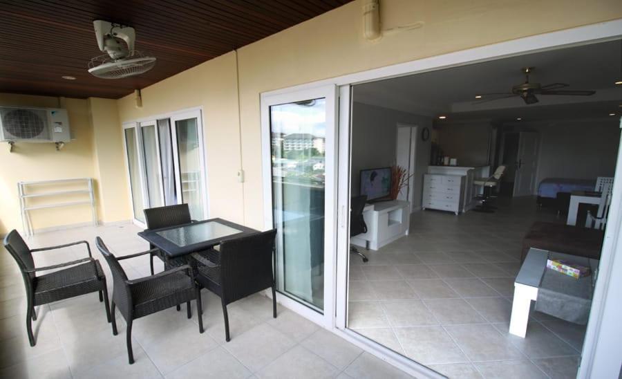 View Talay Residence 6 Wongamat Sand Beach Pattaya Exteriör bild